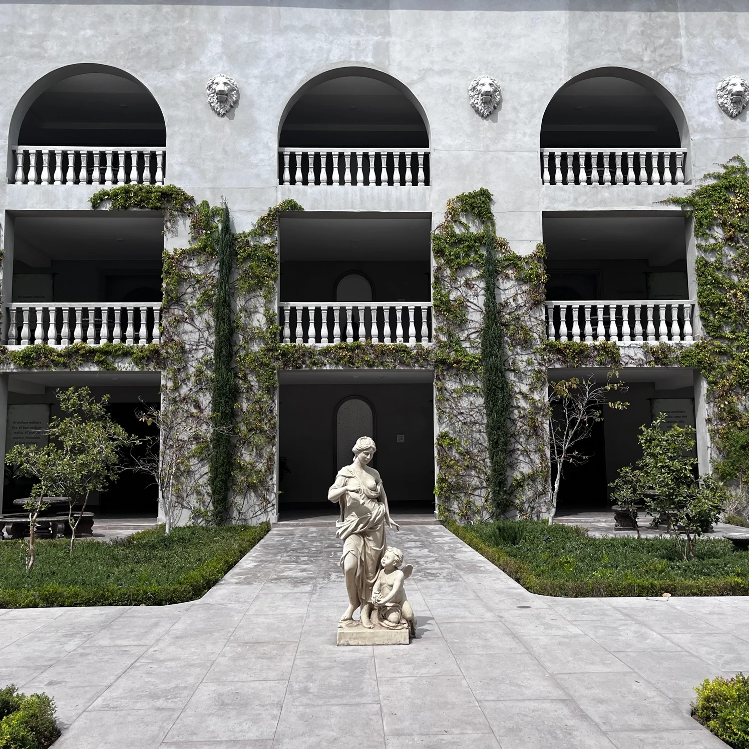 Fotos de instalaciones de campus Querétaro